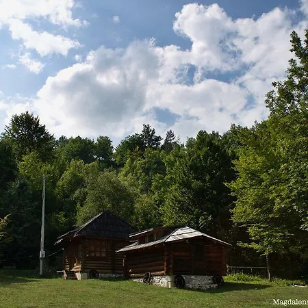Etno Kuce Miljevic Campsite *