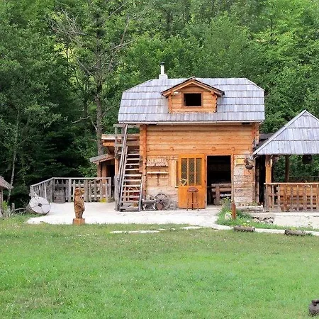 Camping Etno Kuce Miljevic