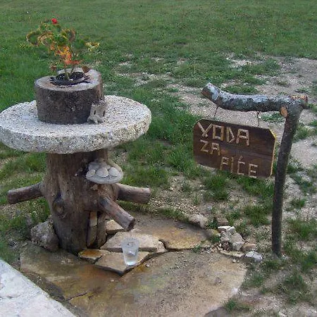 Etno Kuce Miljevic