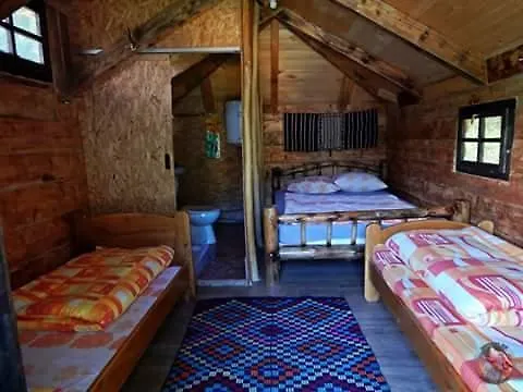 营地 Etno Kuce Miljevic