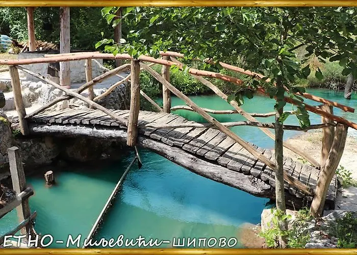 Etno Kuce Miljevic 营地